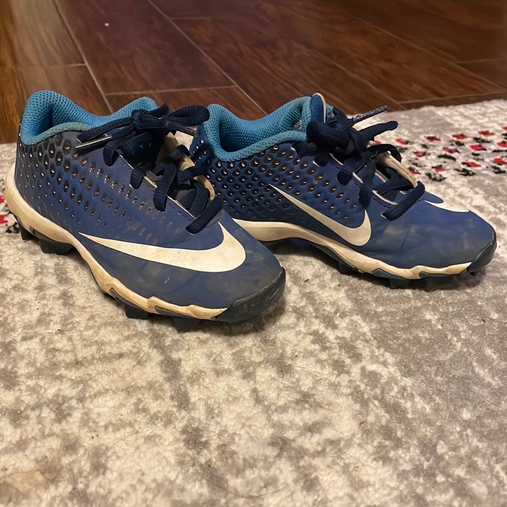 Cleats size 11c Nike